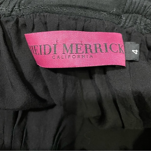 Elegant Black Midi Skirt - Picture 6 of 6